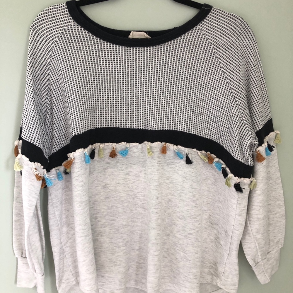 Long-Sleeve Top - Picture 2 of 3